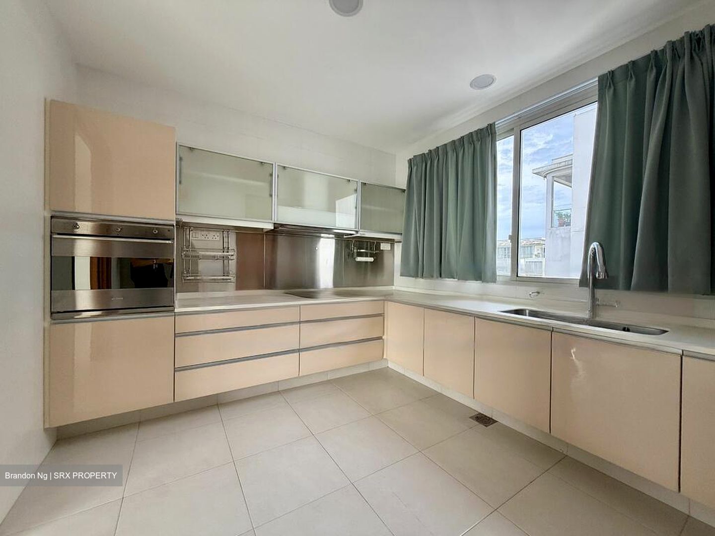 The Sea View (D15), Condominium #503464571